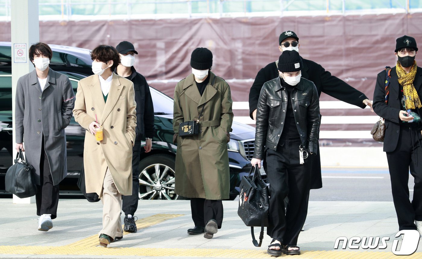 Bts123 空港ファッション T Co Jwsqda5dwh Twitter