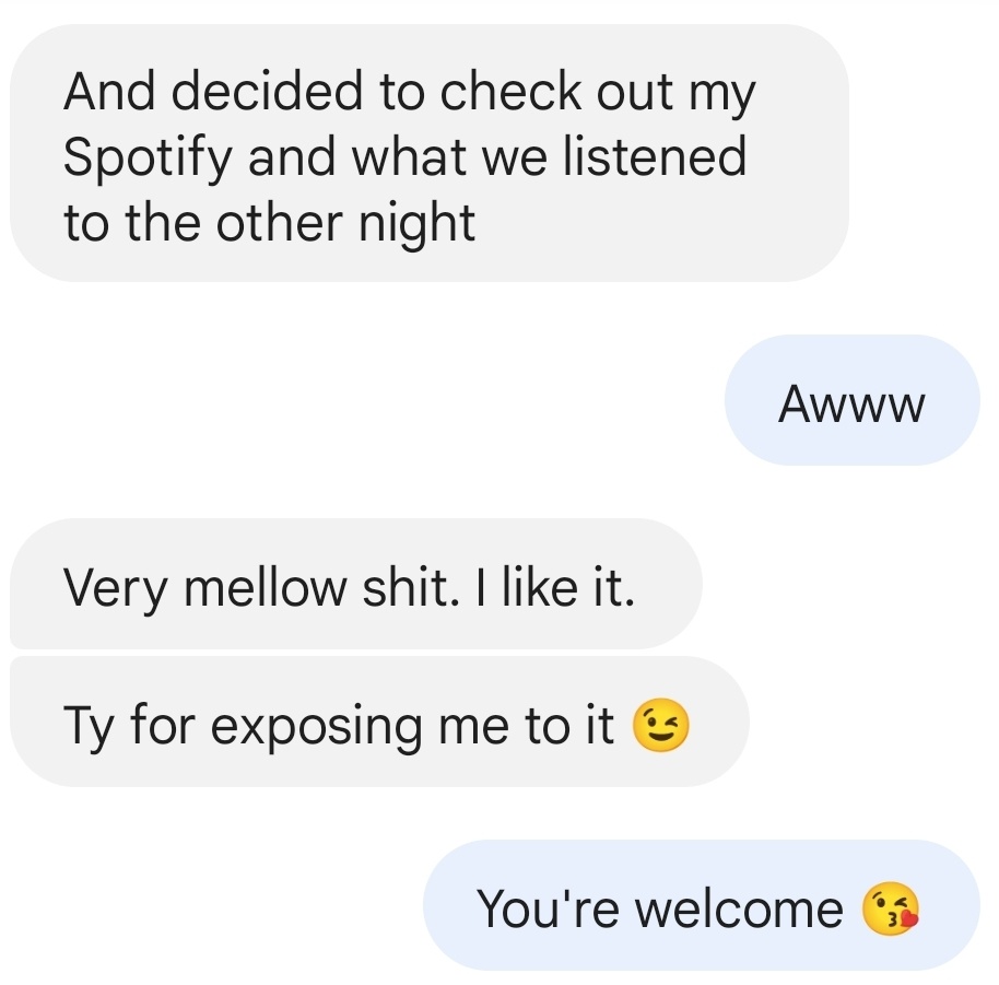 theherbfarmer's tweet photo. I love introducing people to Odesza. Just makes me so happy inside. ❤️ #odeszafam https://t.co/v7rPXGNQAw