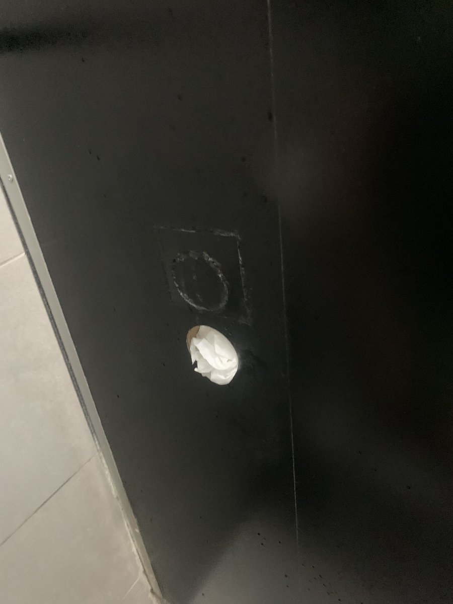 ต้น tweet media