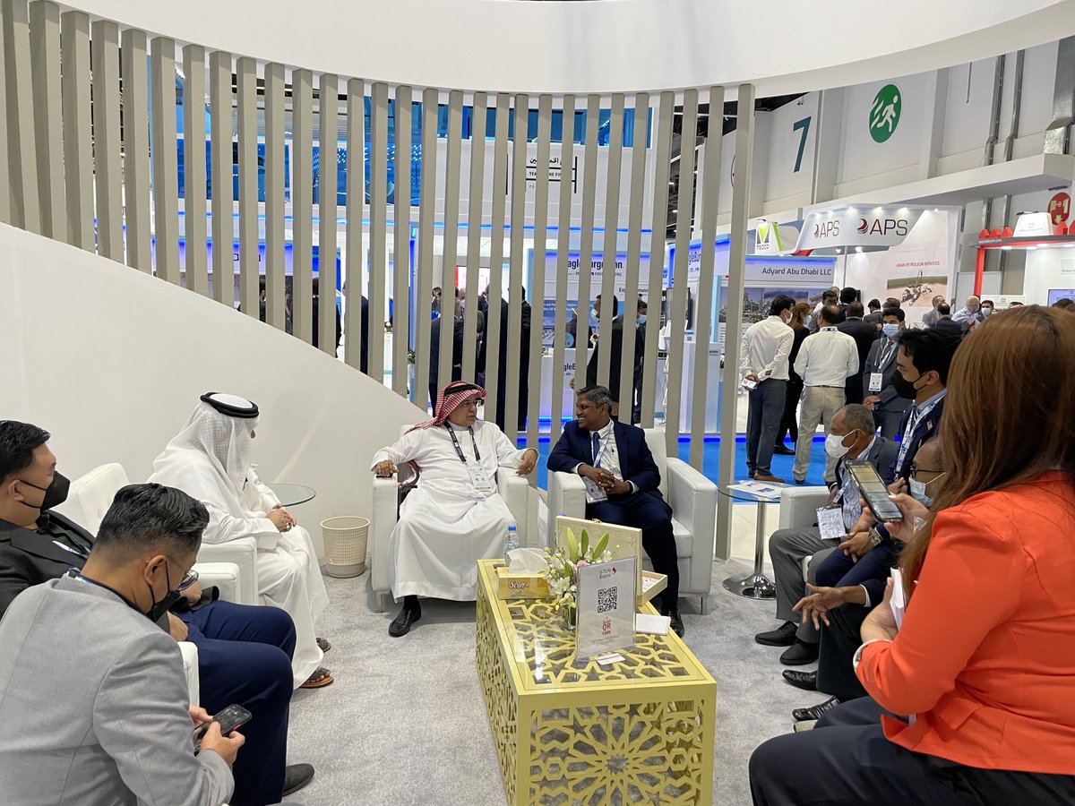 MATRADEDubai's tweet photo. Malaysian Adipec participants meeting with Delagtions from BAPCO https://t.co/NNYboxFKtx