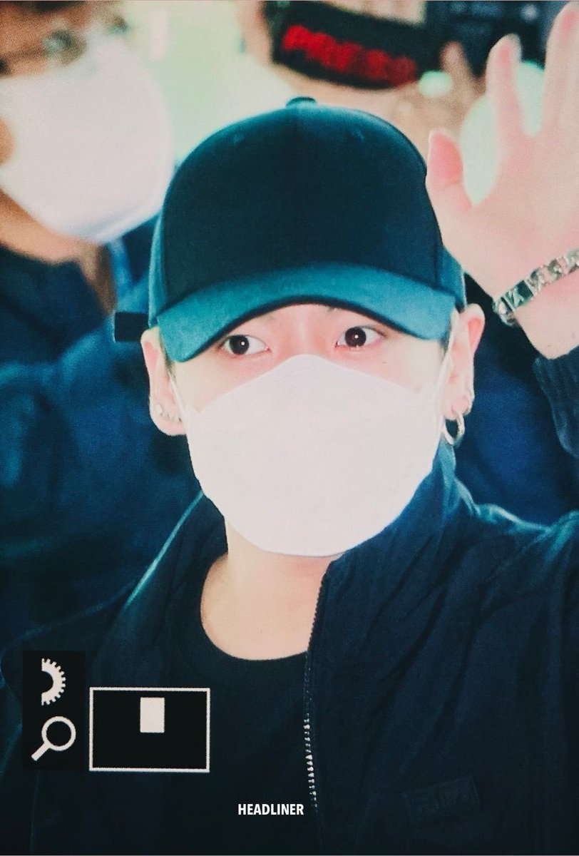 mmm098kjk's tweet photo. Bts arrived to L.A again as always I will spend tomorrow the hotel where they stay #BTS #BTS_twt #losangeles #JUNGKOOK #BTSSUGA https://t.co/6RedQa8uPk