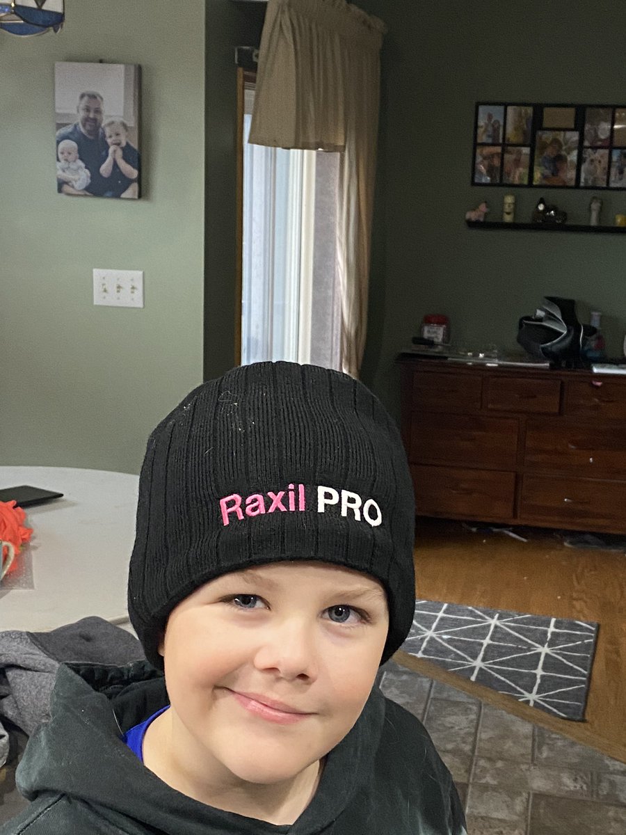 My boy is proudly supporting <a href="/Bayer4CropsCA/">Crop Science Canada</a> #RaxilPro as Daddy works on seed treat plans with <a href="/rick_kawa/">Rick Kawa</a> and <a href="/MegDesjardins/">Meghan Desjardins</a> .
.
I think I’ll leave the sales pitch to him so I can hit my target!!! #RightRick lol #BayerValue #StrongStart <a href="/CORE_Strathmore/">CORE Ag - Strathmore</a>