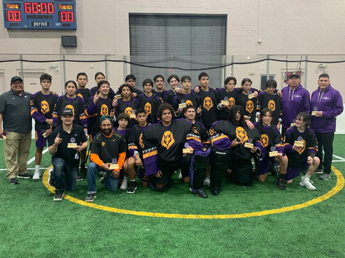 ndnsports's tweet photo. Shout out and congrats to the U15 Haudenosaunee boy's team who won the 2021 U15 International Indoor Junior Lacrosse World Lacrosse Championship this weekend in a 16 -8 win over Team USA.
#NativePreps #Haudenosaunee #WU15LC⁩ https://t.co/dHeQojQNZX