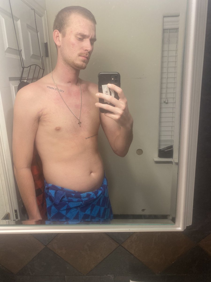 230 down to 135 and now back up to about 180. I was gonna go on a cut but didn’t know I’d be so good at it🥵. Time to get back to big boy status. Stay tuned for the most legendary bulk you’ll ever see. <a href="/InsaneLabz/">Insane Labz</a>