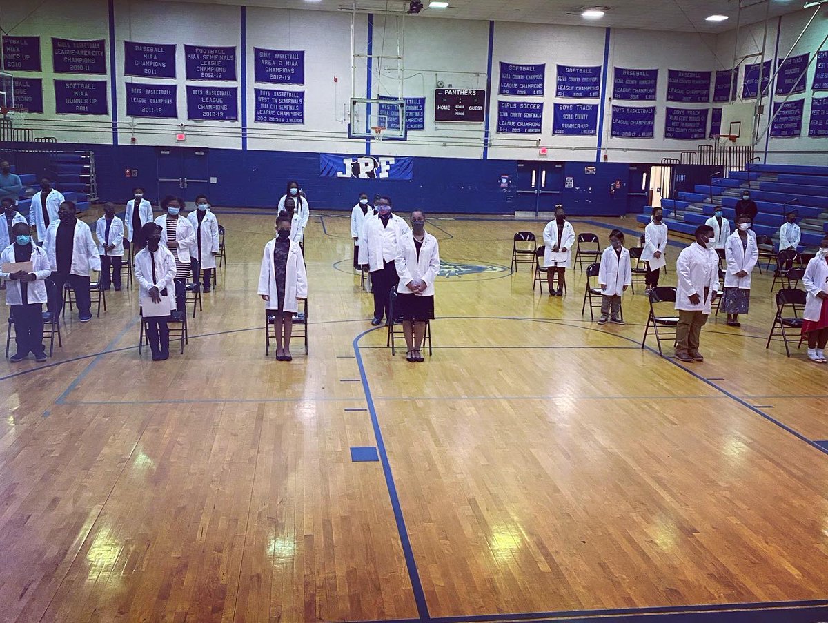 DrNicoWest1's tweet image. We DID THIS! #FutureLeadersOfSTEM #WhiteCoatCeremony #STEMMentor #LeadingTheNextGeneration
