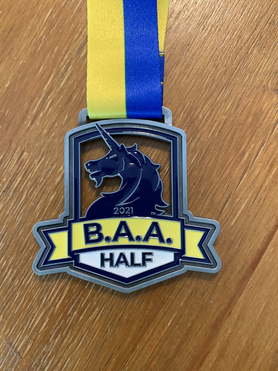 charlesdavis75's tweet photo. My @BAA Virtual Half Marathon medal and shirt package arrived today. Did this half back in September (I won’t forget you #lockdown6) as part of my build up to #RunTo125 with the @bostonmarathon Keen to test the LS shirt out on my next run in this cold #melbourneweather https://t.co/ueC8w6sHic