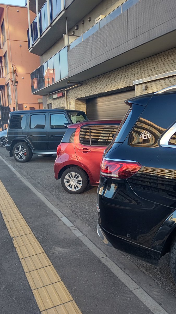 toyotars52's tweet photo. 最高級を飛び越してるSUV…何時見てもド迫力🤔
#恒志堂
#KOSAIDORACING
#マイバッハ https://t.co/q0QCfRZR44