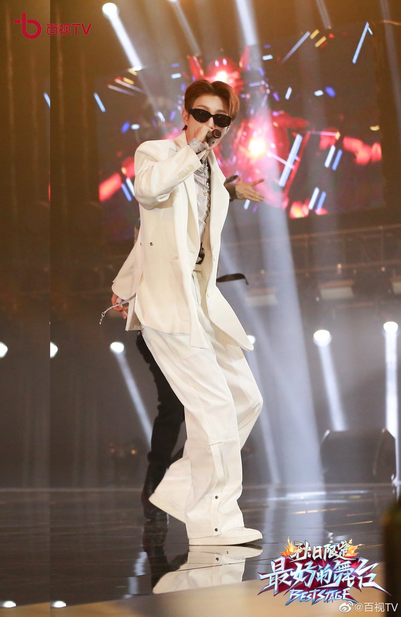 40scar's tweet photo. Oscar 《JOURNEY》 performance stage photos 😎
©️ 百视TV

#OscarWang #奧斯卡 #王政熊 https://t.co/rOaX4e2Owy