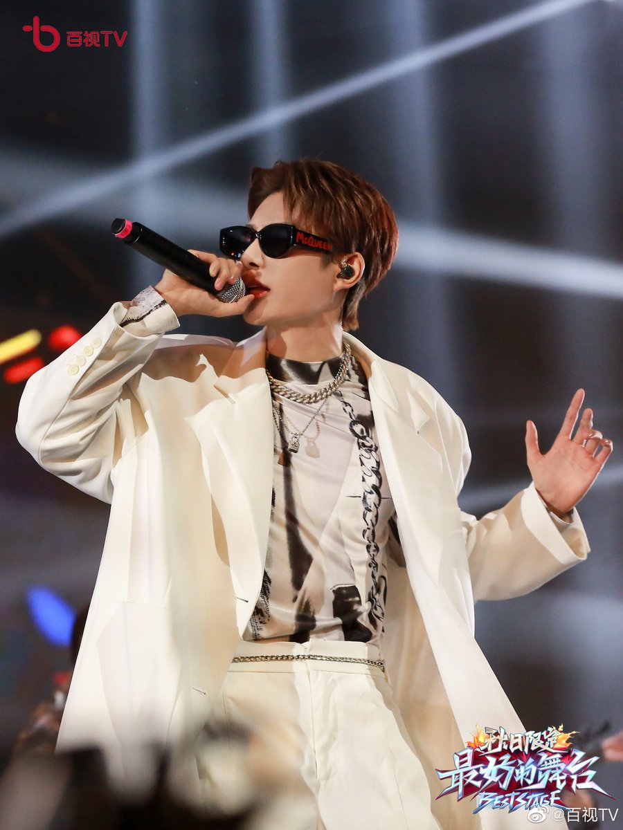 40scar's tweet photo. Oscar 《JOURNEY》 performance stage photos 😎
©️ 百视TV

#OscarWang #奧斯卡 #王政熊 https://t.co/rOaX4e2Owy