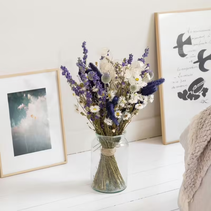 Interflora's tweet photo. Les fleurs séchées sont arrivées💐
Des bouquets colorés pour apporter du bonheur dans votre quotidien😊
RT et choisissez entre
💐Folie Pastel (pastel)
💐Dreamy Blue (bleu)
💐Happy Bohème (blanc)
💐Pink Fantasy (rose)
avec le #FleursSéchéesInterflora pour tenter de le remporter https://t.co/vabiAN7Xew