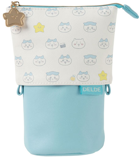 chiikawa_market's tweet photo. 🌱新商品🌱

『ペンポーチ DELDE」
（#ちいかわ／#ハチワ���）

各1,980円(税込)

ぎゅーっとさげると
ペンたちが登場する
ペンケース🖋️🖊️

とりだしやすくて
スペースもとらないので
べんりです💮

11/19(金)11時発売🌱
🔻https://t.co/c8j6Ft3HQj

#ちいかわマーケット https://t.co/IYugpR7O8R