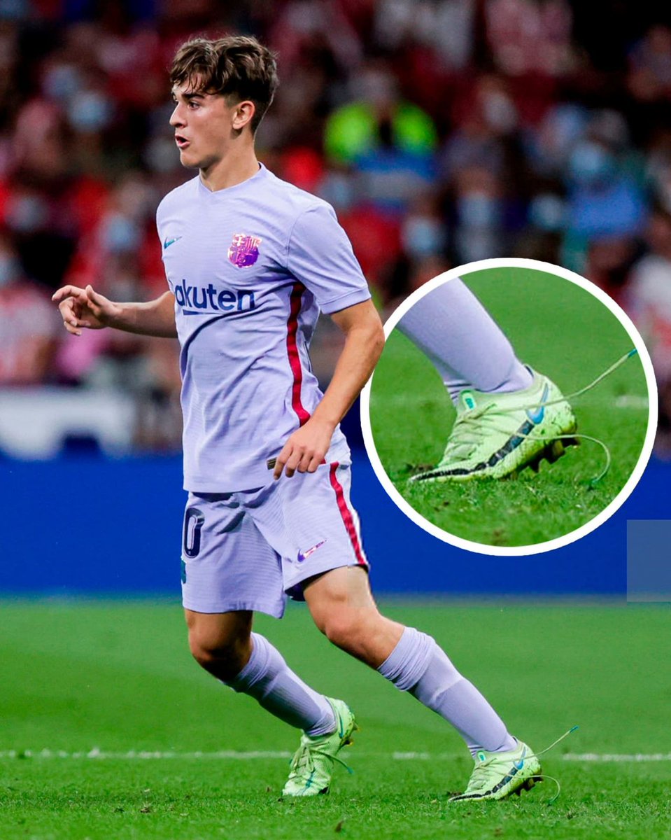futbolemotion's tweet photo. El extraño caso de Pablo Gavi y sus @nikefootball Phantom GT sin atar.
¿Por qué creéis que lo hace?
--
#nikefootball #PhantomGT #FutbolEmotion https://t.co/xSjY0z1yJ7