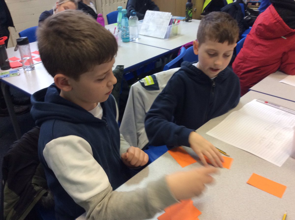 Vernon56KS2's tweet photo. In Mrs Ingram’s class, we are reasoning with numbers to solve a problem. We are enjoying the challenge! #vppmaths https://t.co/wi28uKYpc4