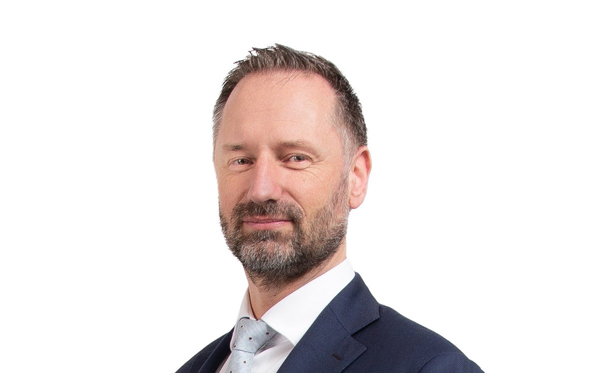 Mourikgroep's tweet photo. Wat vindt Mourik over duurzaamheid en innovatie? Rimco de Groot, CFO van Mourik, vertelt in de industriepodcast van ING over hoe Mourik met deze ontwikkelingen omgaat en wat belangrijk is. #mourik #duurzaamheid #innovatie @ING_news #BlueAlp
https://t.co/XfsL6rsE74 https://t.co/dAy61wYWcE