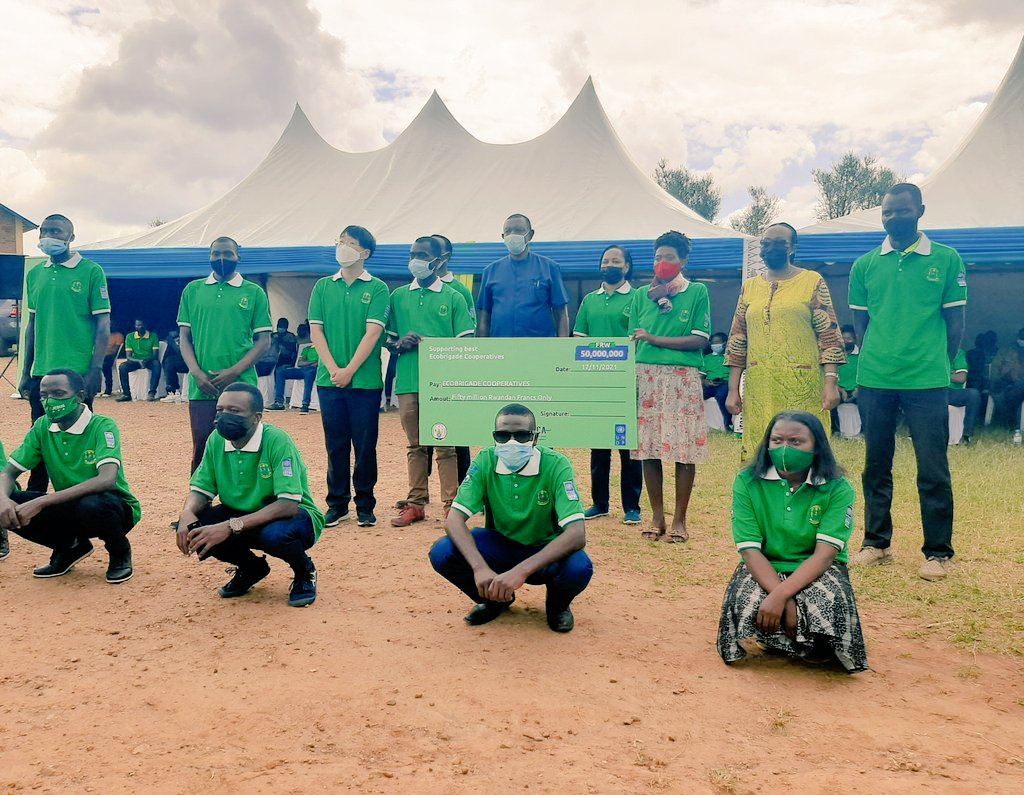 UNDP_Rwanda's tweet photo. HAPPENING NOW: @YouthCultureRW in partnership with @UNDP_Rwanda and @KOICA_Rwanda award 15 Cooperatives of Youth that work in #ECOBRIGADE(a program for youth cooperatives working for environmental ecosystem protection) operating in @NgororeroDistr, @KarongiDistr and @Muhangadis. https://t.co/XsxJwRbjsn