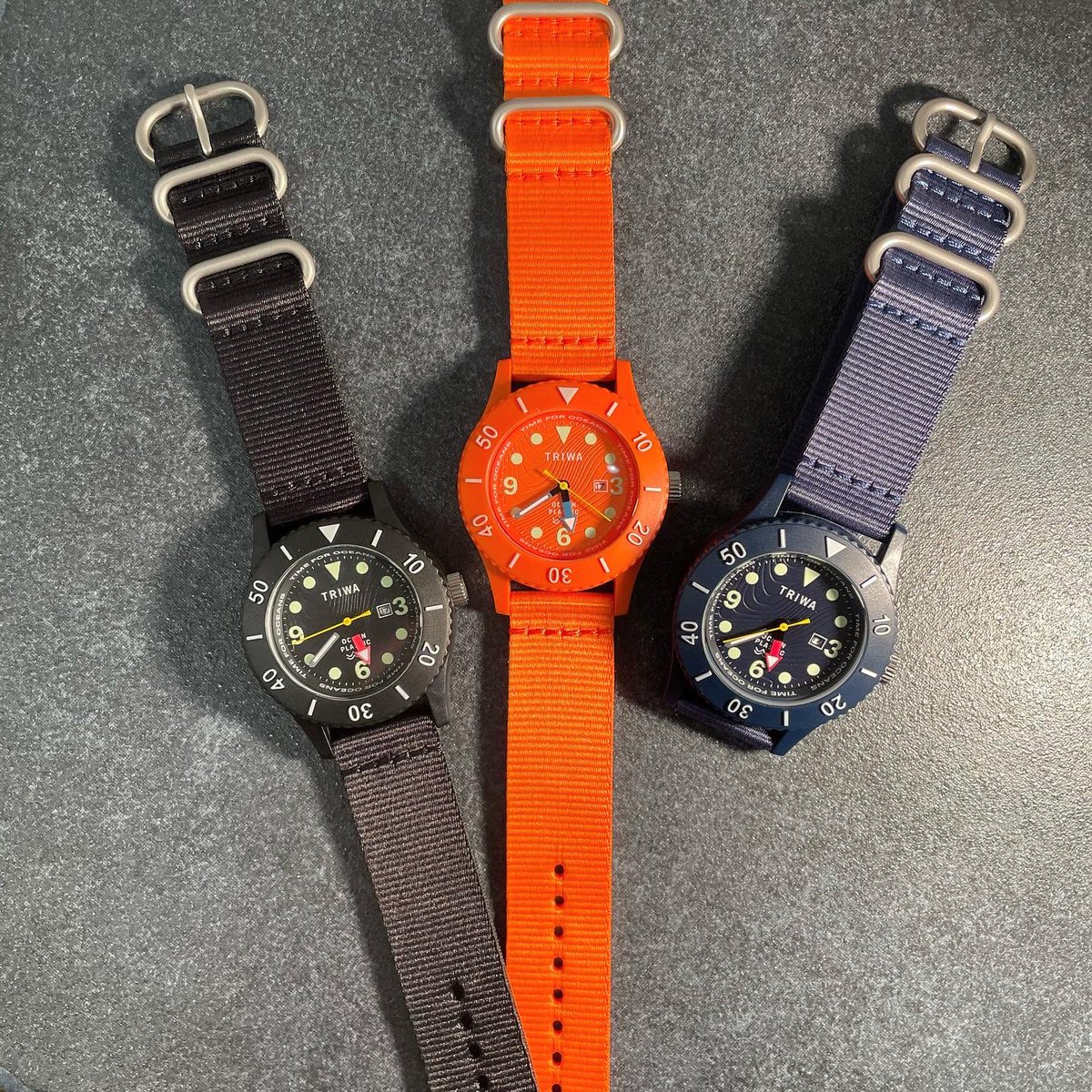 ndf_tenjin's tweet photo. 海洋環境を考える #リサイクルウォッチ

“Time for Oceans SUBMARINER”

ケースは100％リサイクルの #海洋プラスチック、ストラップはリサイクルキャンパスで作られています

#triwa
#sdgs
#timeforoceans https://t.co/wn7N3aYNjR