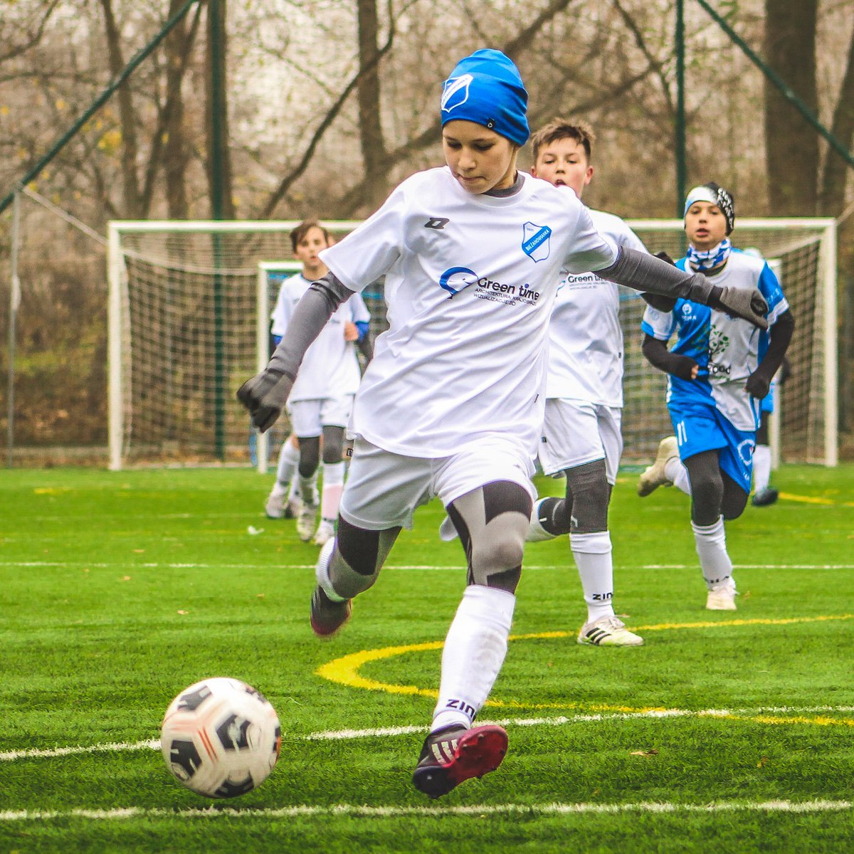 biezanowianka's tweet photo. 📸 #Bieżanowianka U13 🆚 #Clepardia U13 // 5:2
✅💪 Zwycięstwem 5:2 z Clepardią jesienne rozgrywki II ligi zakończył zespół młodzików! Po raz kolejny walczyliśmy o awans, który finalnie padł łupem @wislackaszkola - Gratulujemy! https://t.co/MmiRrmGuJ8