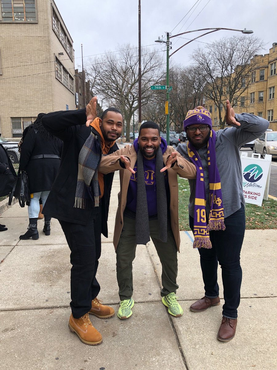 iamrodwilliams_'s tweet image. I got a whole lot of FRIENDS!!! #FIETTS #Psalm133 #DaBruhz #110Years

Happy Founder’s Day bruhz!!