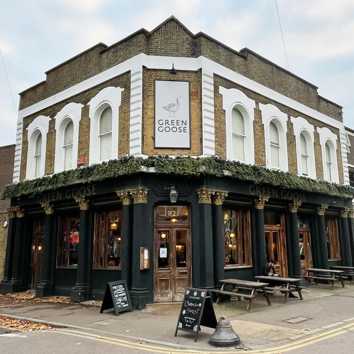 TheLondonPubMap's tweet photo. The Green Goose, Bow #pub #londonpub #London #bow  Full review 👉 https://t.co/lZ58XTOSn5 https://t.co/U1OEThpcxi