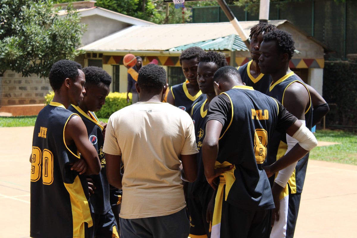 We congratulate the winning team, Don Bosco Team (DBNETS) on the Elevate Ballers League 1st Season.

We look forward to hosting and facilitating more sports platforms that will positively impact the lives of the youth in our communities across the country.

KUDOS TEAM💪