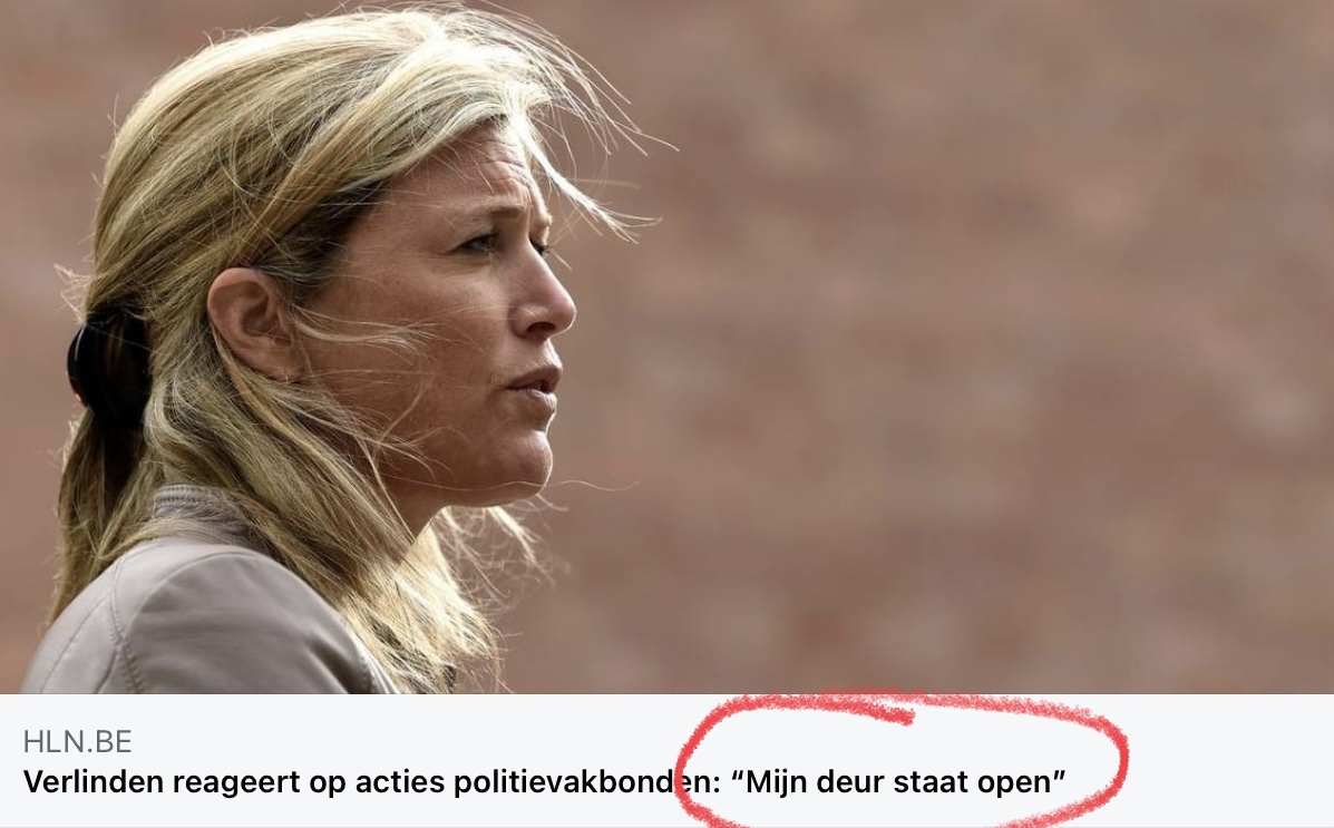 VSOAPOLITIE's tweet photo. Neen mevrouw @AnneliesVl , u heeft op 27 oktober '21 de deur dichtgedaan na 1 jaar onderhandelen. Maar u heeft onze contactgegevens en wij zijn steeds bereid om over een concreet en ernstig voorstel te praten. Wij wachten op uw uitnodiging. Vele groetjes van het politiepersoneel. https://t.co/N0k9jMFEEt