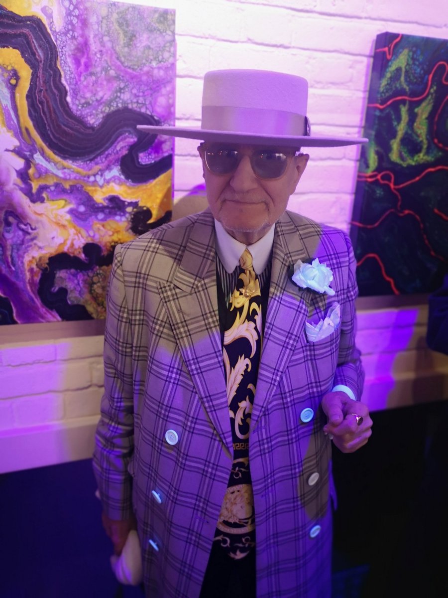 mysohotimes's tweet photo. Thank you for attending our @SohoGeorge! Always great to have your support!
#NewSilverGeneration #AboutLastNight
📍 @canwood55 Soho https://t.co/Ow9eKRDyhK