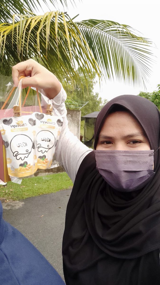 KisuAsia's tweet photo. Selamat Petang!🔥

Ramai yang dah restock beli Kisu. Siapa yang belum cuba memang rugi tau 😜

Cuba sekali pasti nak lagi. 

💛 KISU ASIA. https://t.co/8cR4qzbJSx