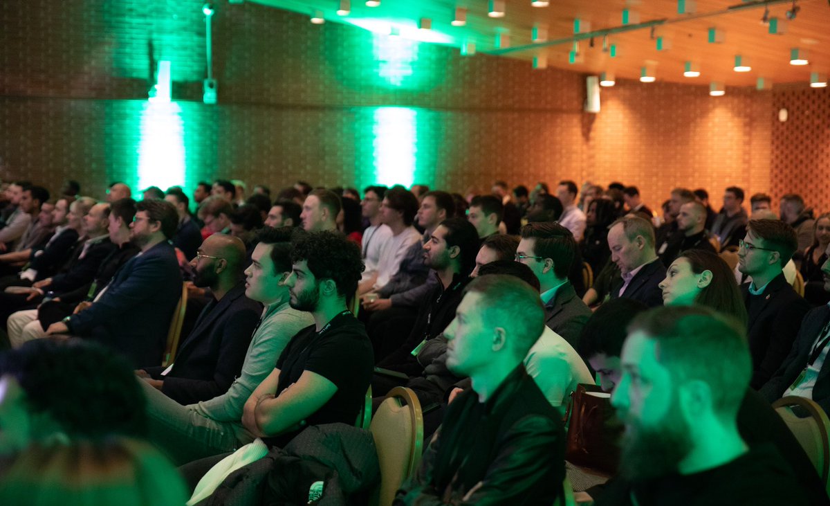 Zebu_live's tweet photo. Just wow🤩

We were blown away by @lisaisloud’s opening keynote presentation🙌🏼

Her talk, “The Renaissance of money in DeFi,” did an incredible job laying the foundation for the conference day and what #DeFi’s impact on the world will be🚀 https://t.co/Enmpfqj1zG