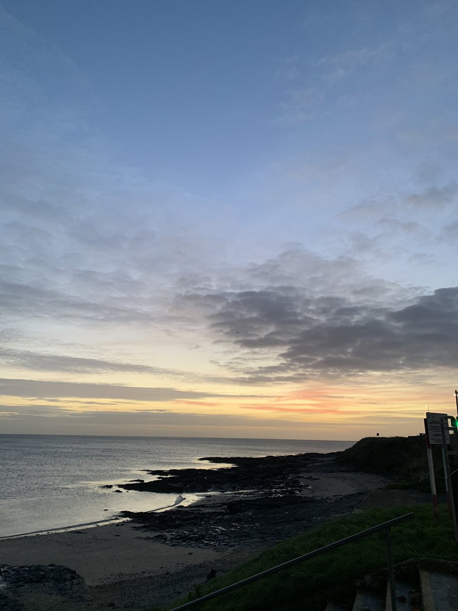 Mellany McLoone (@mermaidsea) on Twitter photo Oh what a beautiful morning!! Oh what a beautiful morning!!