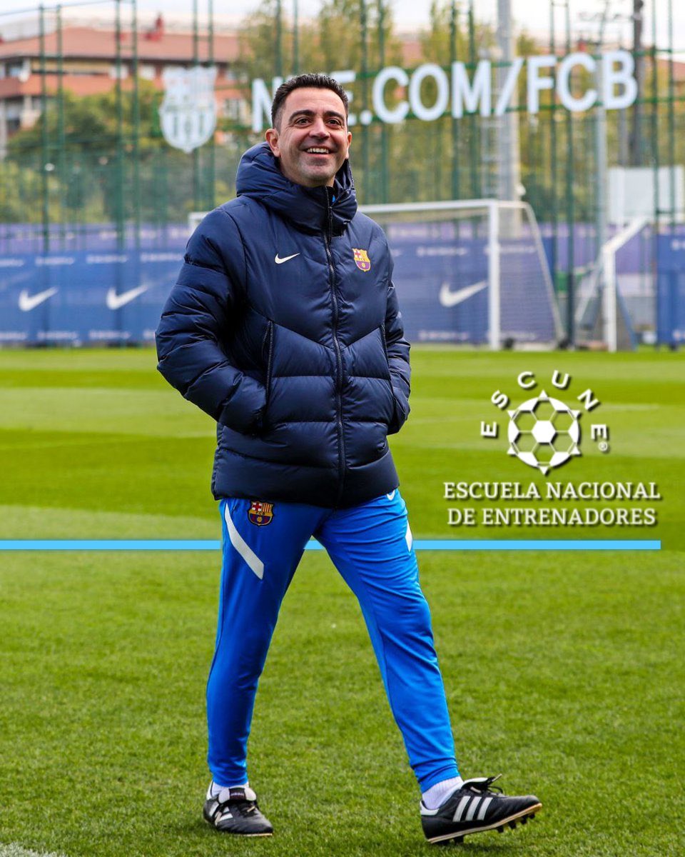 Buenos y fríos días 😁👋🏻❄️!!!

¿ QUIERES SER ENTRENADOR DE FÚTBOL?

🧑🏾‍💻👩🏼‍💻Inscríbete en :
escune.com 

@Escune trabajando día a día por ti 💪🏼

#entrenadoresdefutbol