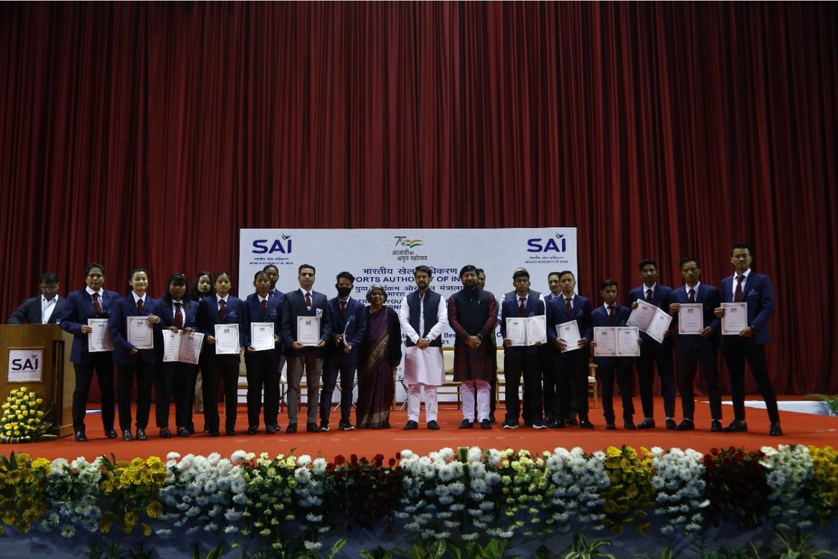 kheloindia's tweet photo. Glimpses from the SAI Institutional Awards being conferred today to SAI Coaches & Athletes for their contribution to #IndianSports
Many congratulations to all the Recipients!! 💪
#KheloIndia
#SAIAwards https://t.co/ti9WTgEBod
