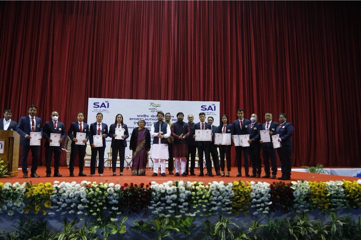 kheloindia's tweet photo. Glimpses from the SAI Institutional Awards being conferred today to SAI Coaches & Athletes for their contribution to #IndianSports
Many congratulations to all the Recipients!! 💪
#KheloIndia
#SAIAwards https://t.co/ti9WTgEBod