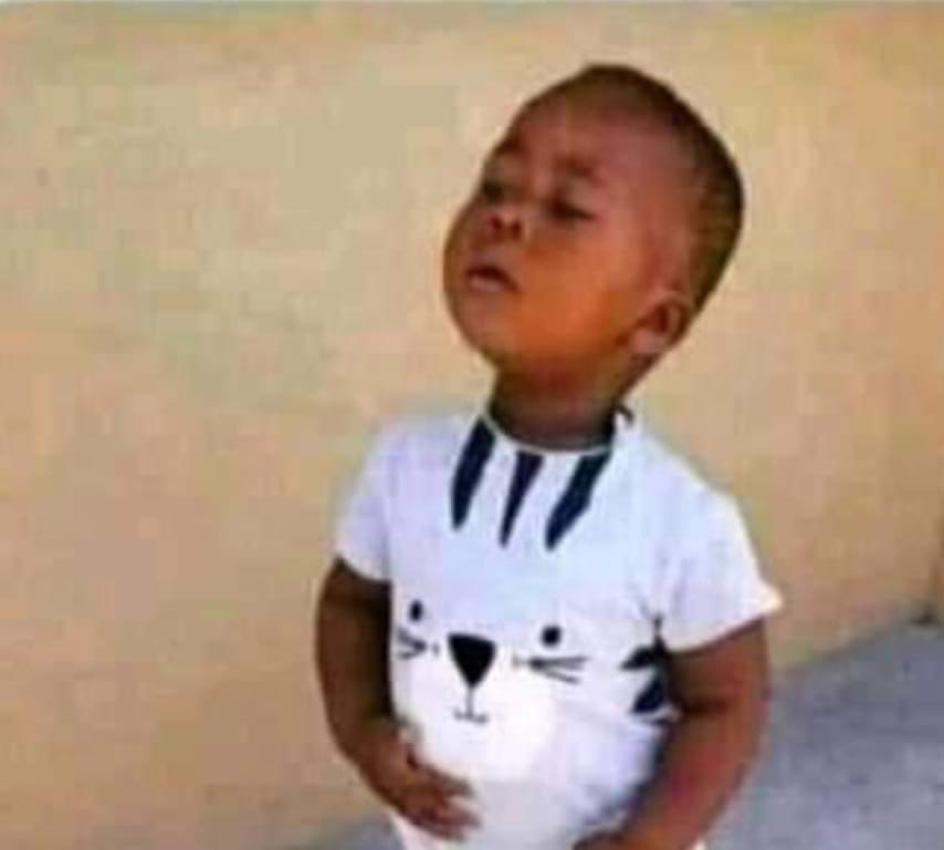 JuliRee_Mts's tweet photo. Leave @NoncebaMhlauli  and @AuntykaLina alone those invites went to everyone on the database 

Even Peter Mokaba got it 😂😂😂. https://t.co/kfEKROzX5T