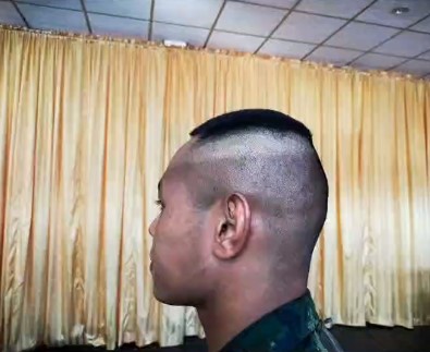 lad2554's tweet photo. #五#坊主
#militarymen
#buzzcut
#skinhead
#buzzed
#skinheadinitiation
#headshave
#baldslave
#ShavedHair
#ShavedHead
#BuzzedMen
#ClipperCut
#ClipperShave https://t.co/4wp0trZUpv