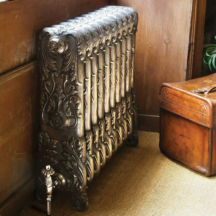Abigail_Hall's tweet photo. Making a necessary function sexy!
If you have a radiator heating system and want it to be a thing of beauty you HAVE to have cast iron.  Not ONCE has anyone regretted the investment in these cast iron beauties!
#technicaldesignexpert #designinghappiness #designadvice https://t.co/jerJyqZEPV