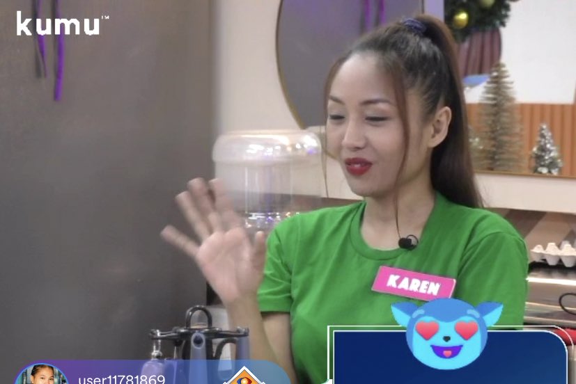 KarenB_fan's tweet photo. Karen assuring Eian that Alexa is not only using Eian as a loveteam and that her actions towards her are genuine. Maasahan talaga natin na strong ung friendship nina Ate Karen at Alexa
#PBBKumuFlagGame https://t.co/It2iaJJIMQ