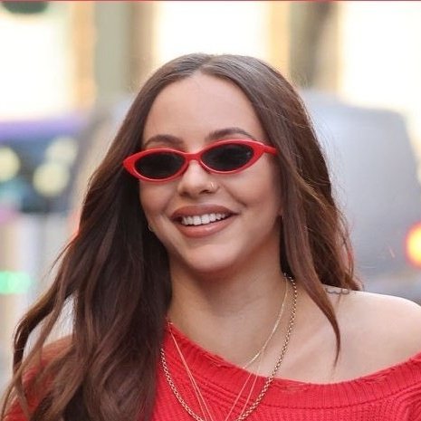 LittleMixKR's tweet image. 빨간.썬구리.😎
JadeThirlwell.glasses.dope.