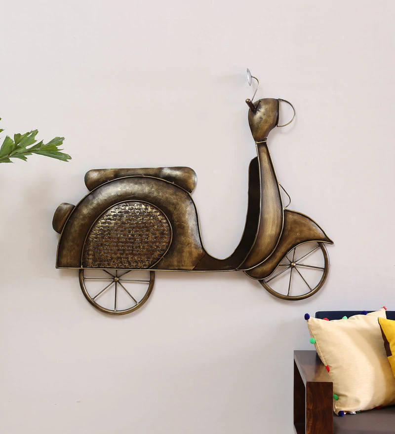 Zuriac2's tweet photo. Buy this premium quality metallic decorative wall scooter made from cast iron, wrought iron, and brass. This wall décor product ​will give your living space an extraordinary look. So what are you waiting for? Just inbox me or comment down to place an order. https://t.co/INLQaC23Uk