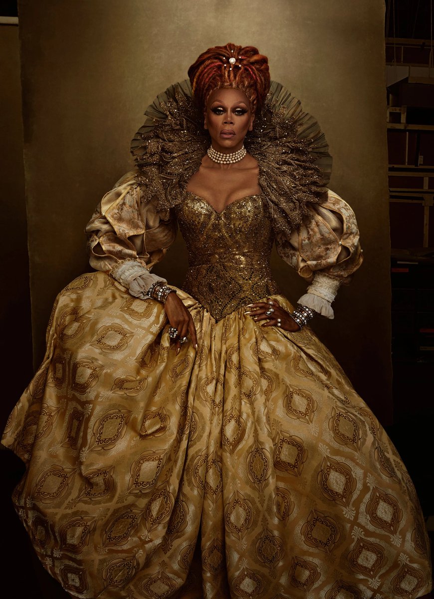 rpdrukfans's tweet photo. Happy Birthday Mother!

Wishing an extra special HBD to the one and only @RuPaul 🙌🏻💖

You continue to inspire and influence us with your incredible talents and positivity. Our icon, our guRu, our Queen of Queens, we love Ru!

🎂✨💫💅👑💖

#HappyBirthdayRuPaul 
#DragRace https://t.co/bbzYmtTzEo
