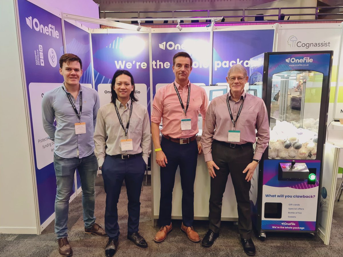 OnefileUK's tweet image. Final day at #AOC2021 come meet us at stand 37 if you haven’t already for a chance to win some cool goodies on the claw machine