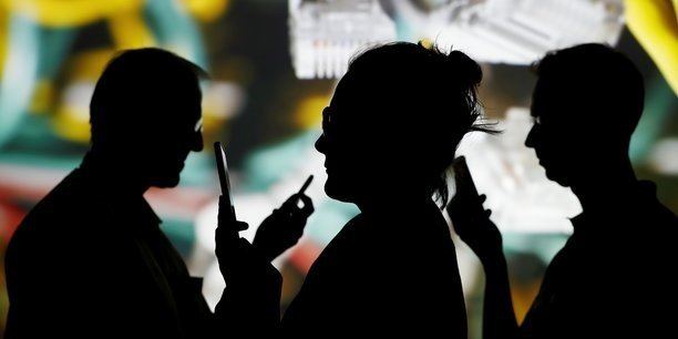 🗓️ Événement : la <a href="/Bpi_Pompidou/">Bibliothèque publique d'information</a> organise une journée d'étude #EMI le 7 décembre prochain : 

"Confiance dans l’information : quel rôle pour les bibliothèques ?"

Programme et diffusion en direct de la matinée : pro.bpi.fr/confiance-dans…