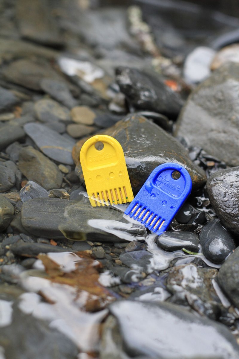 Nexus_Memory's tweet image. Temperature extremes, liquids, chemicals, dust, mud, shock - there’s not much you can’t subject a Datakey portable memory device to and it will keep doing its job! #Datakey’s Industrial RUGGEDrive tokens are of a solid over-moulded construction, making them virtually crush-proof