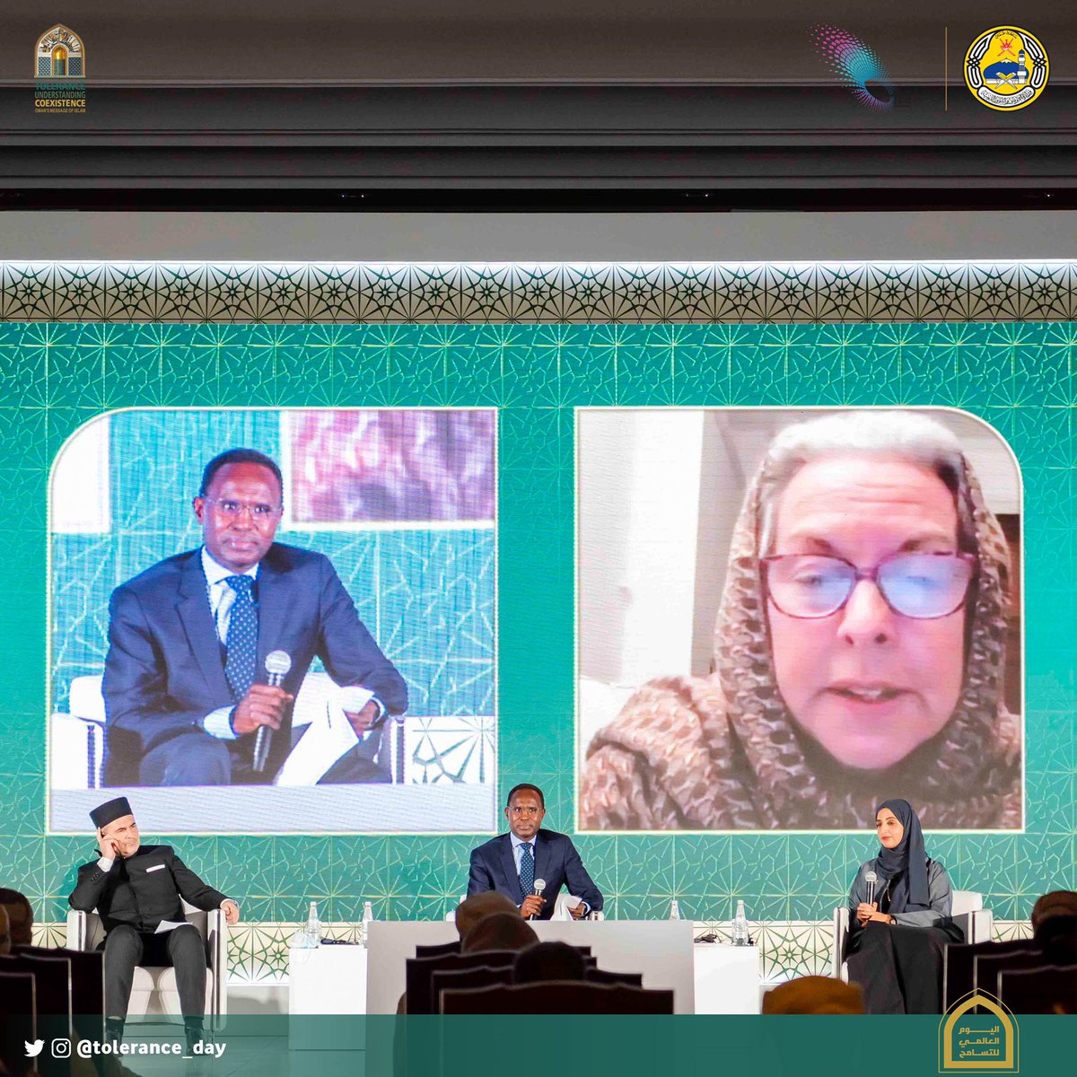 Tolerance_day's tweet photo. "إن مهمتنا لنكون أقوى هي احتواء الآخرين، نحن خدمنا مجتمعات مختلفة خلال الجائحة وهذا درس عظيم خرجنا به من الجائحة"
سارة سنايدر
(مؤسسة روز كاستل)
#ActForTolerance https://t.co/WnO3CnQPm7