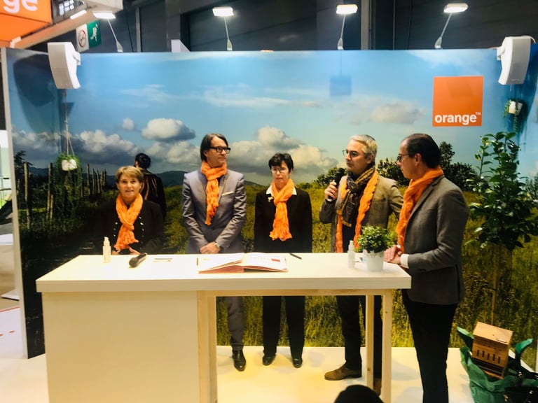 🤝 <a href="/orange/">Orange</a> signe au #SMCL2021 un partenariat unique avec la CPME Grand Est <a href="/CpmeEst/">CPME Grand Est</a>. Celui-ci consolide le soutien de l’opérateur auprès des pros PME de 10 unions départementales et de plus de 15 000 entreprises de la région.

#telecoms #TransfoNum