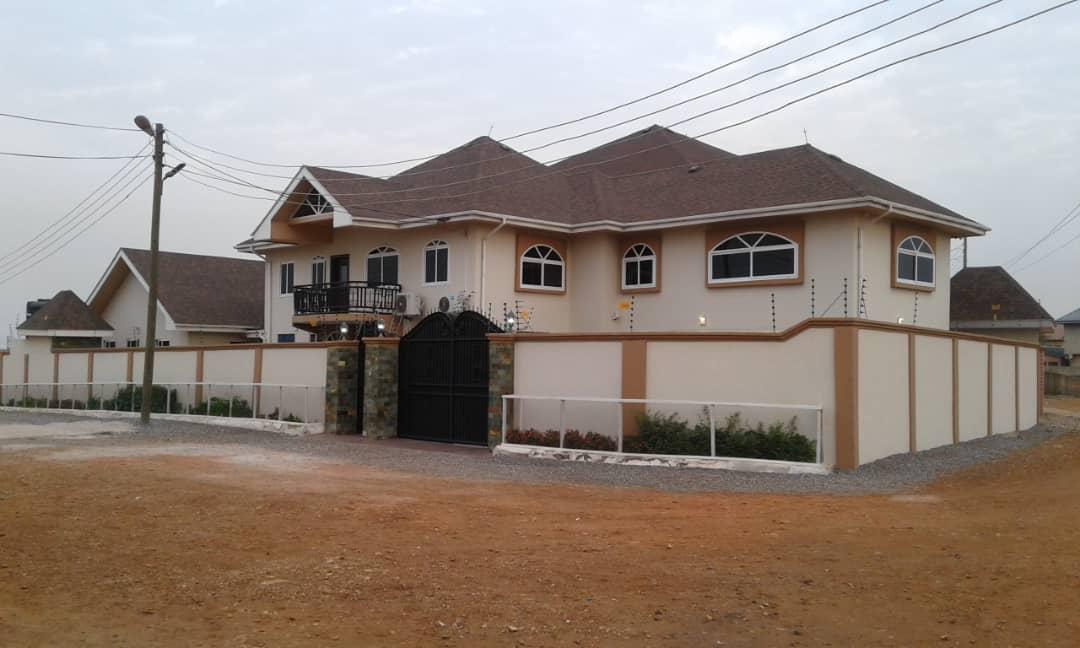 Properties7G's tweet photo. 5 BEDROOM HOUSE FOR SALE AT TEMA, GOLF CITY

GHC 3,958,500

Call 0542591712 or 0204305540 for viewing https://t.co/n6sXlZnOOJ