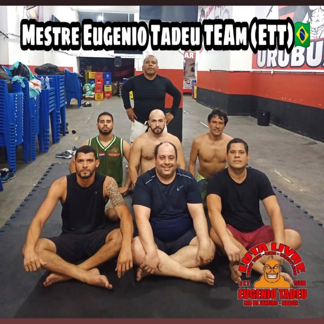 EUGENIO TADEU on X: Trabalhando o novo espaço.Vamos voltando aos trabalhos  🇧🇷👊🏽👊🏽👊🏽 Luta Livre Esportiva e defesa pessoal.   / X