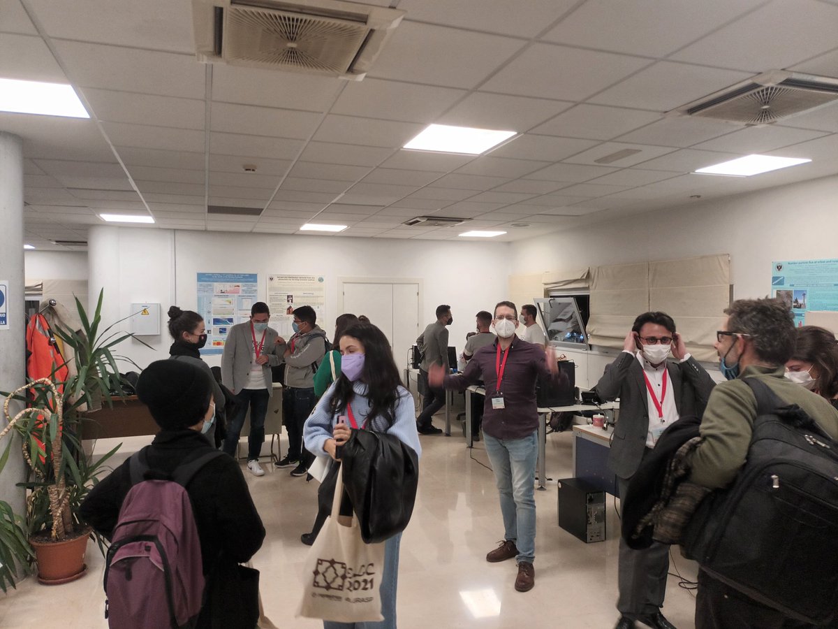 ELC2021 participants visited our lab at <a href="/iista_es/">iista</a> <a href="/GFAT_ugr/">Grupo de Investigación de Física de la Atmósfera</a> last night.We hope you enjoyed the tour!
