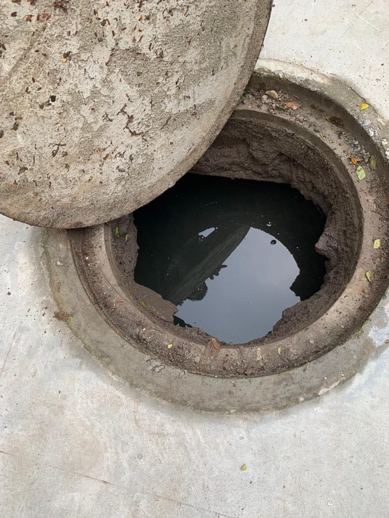 SunnyScribbler's tweet photo. @chennaicorp @GSBediIAS @snehadivakaran @SivaguruIAS @vishu_mahajan Storm water drain outside our house is blocked so rain water fills up on the road/platform and floods our house. This is happening frequently and my aged mother (71 years) is suffering severely to clean dirty road water from house everytime it rains. Happened twice last week. https://t.co/haRrCxPa6j