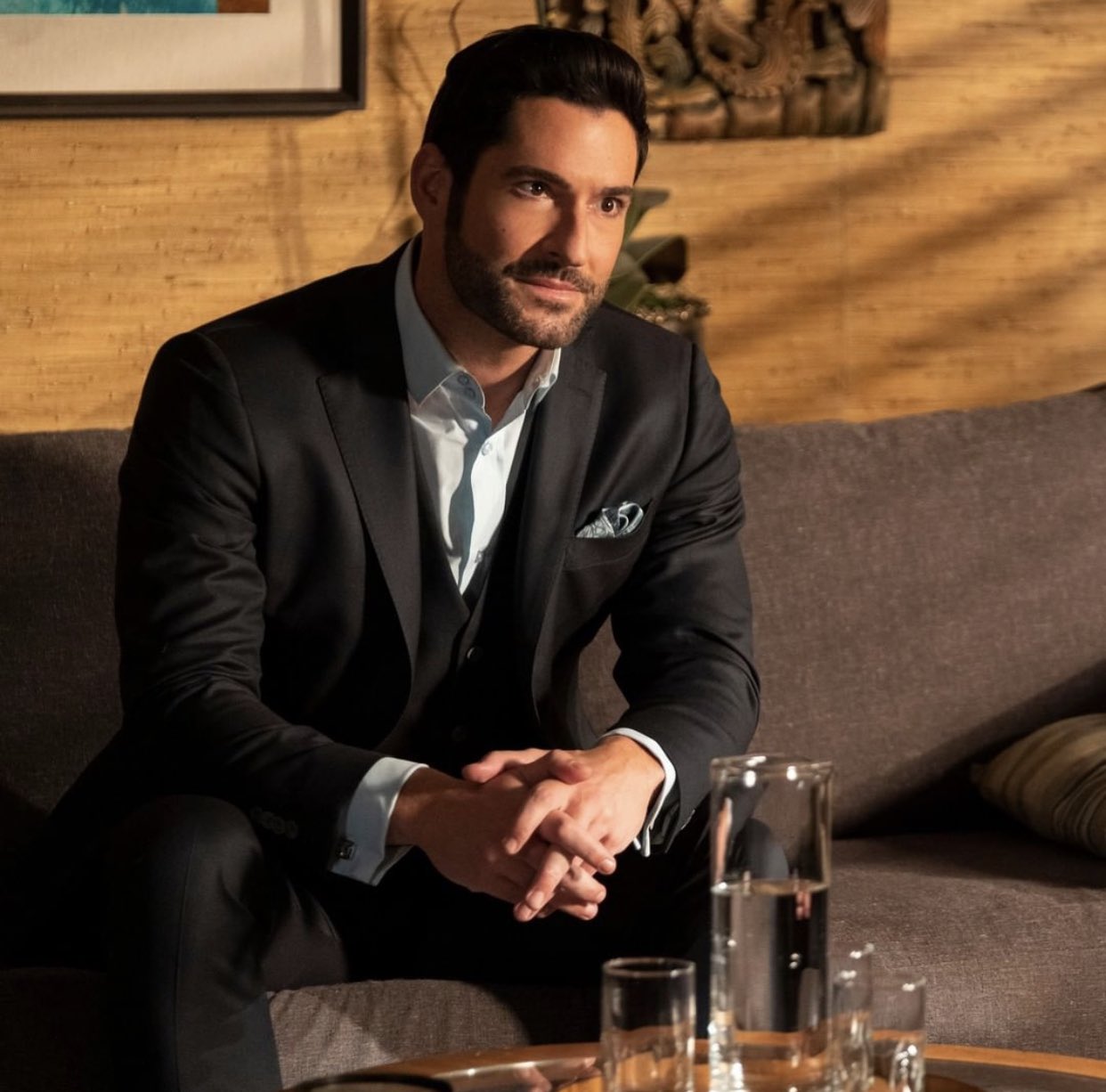 . wishing a happy birthday to Tom Ellis 

[ 