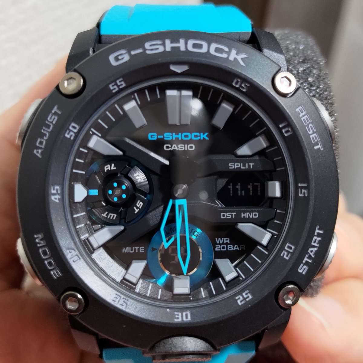LOVEKAWASAKI12's tweet photo. フロンターレっぽいので買ってしもうた。#gshock #ga2000 #frontale https://t.co/wwVldV0K55